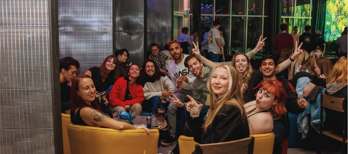 Group of students drinking in Paisley Union